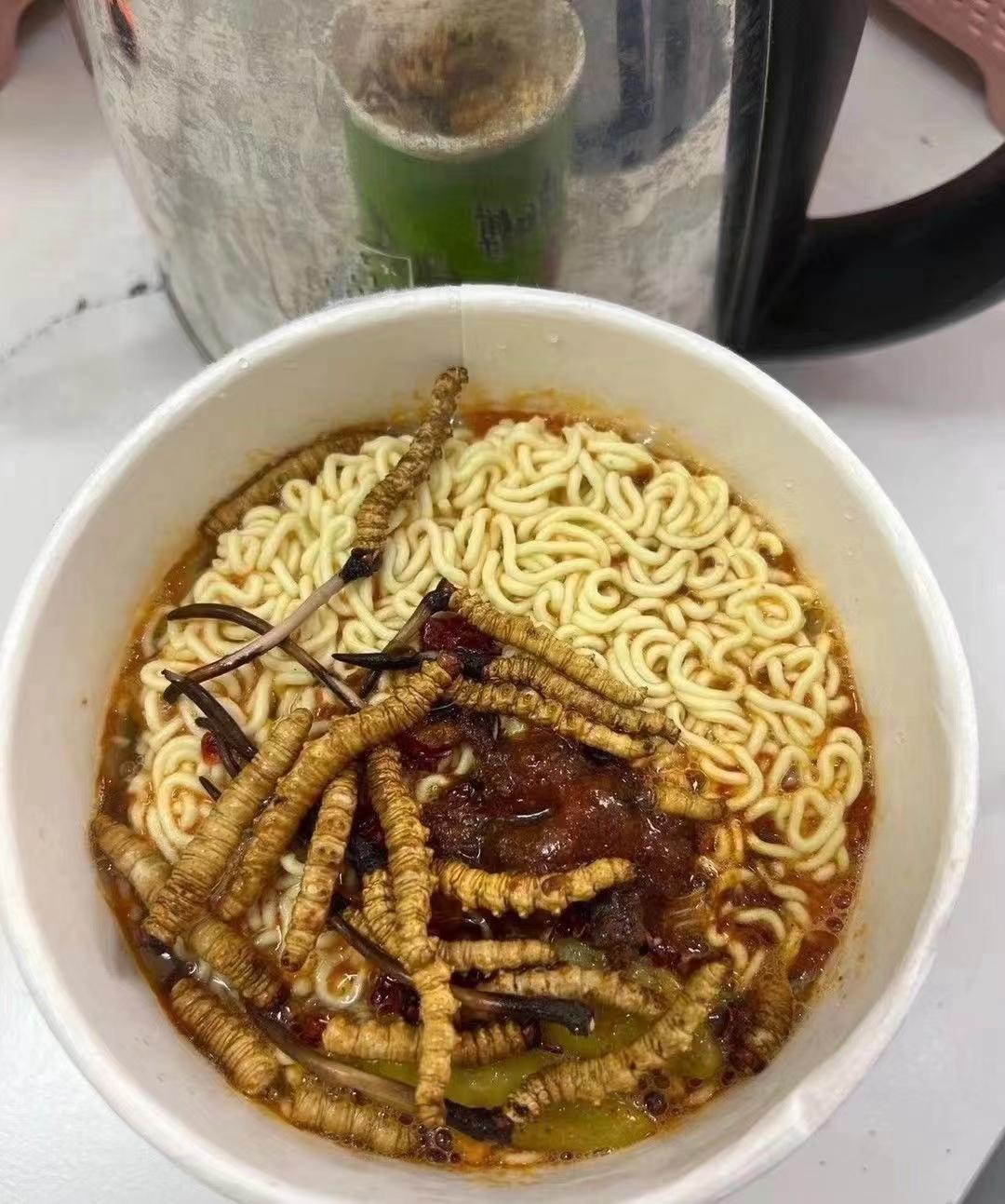 大众帕萨特 只有湖南株洲价格高的离谱么？330星空精英版。居然要我22落地？各位大佬，你们便宜的车都是在哪里买的啊？