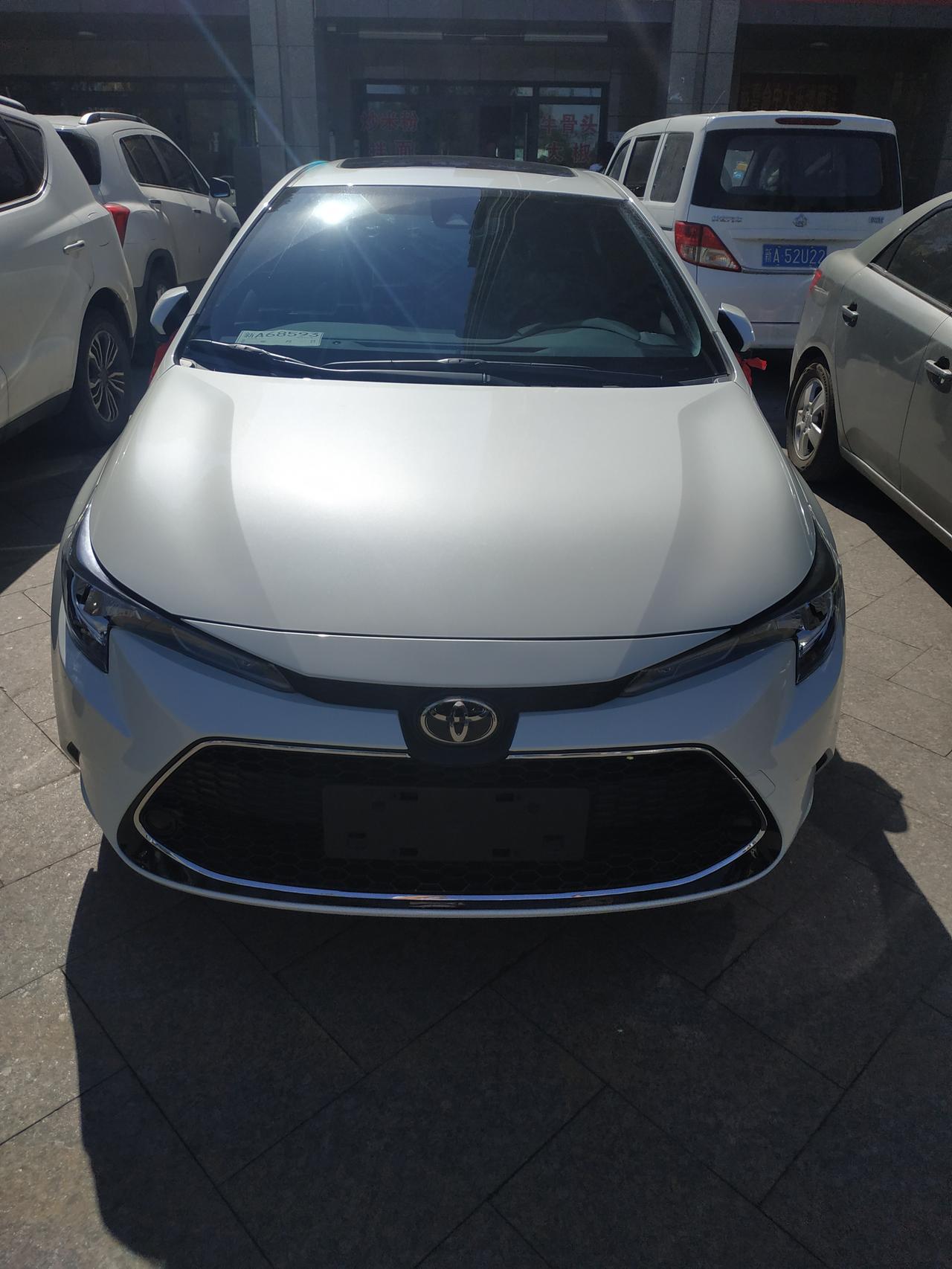 2019款雷凌1.2T，目前不到3000公里。行驶过程中车速上了50左右之后，收油总能听到口哨声，加油没有这种声音，各位