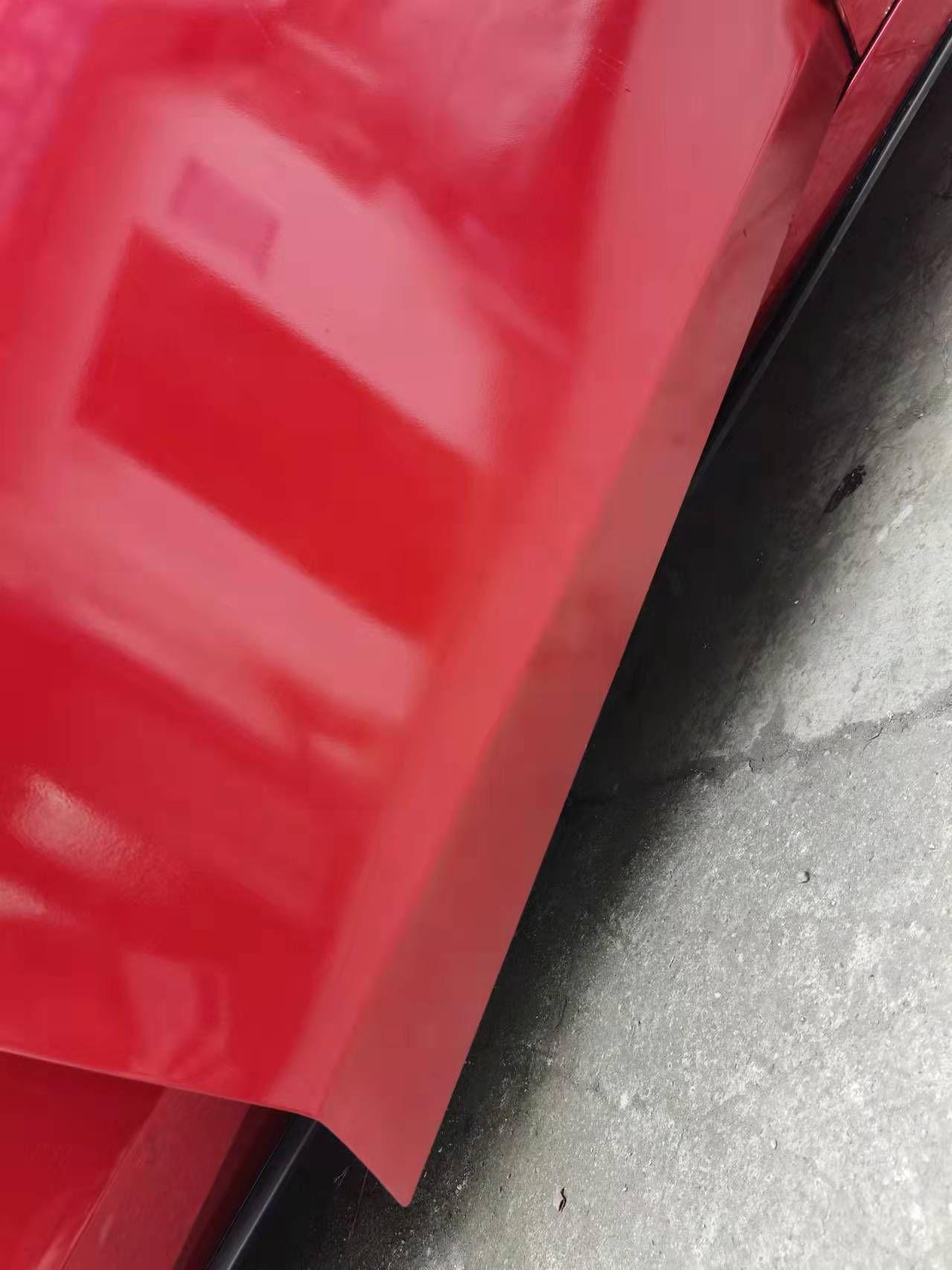 马自达3 昂克赛拉 兄弟们，我问下我右门前补过漆以后看起没有色泽度是咋回事啊？？？是喷完漆以后没抛光的问题还是什么啊？？