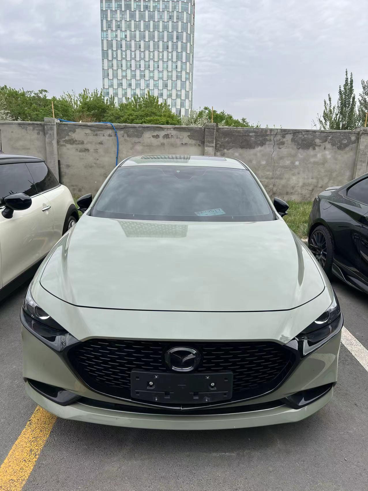 马自达3 昂克赛拉 刚拿上驾照，也不太懂车，我想加360全景，导航那些，去哪里弄，大概多少钱啊，还有新手还需要买些啥，真