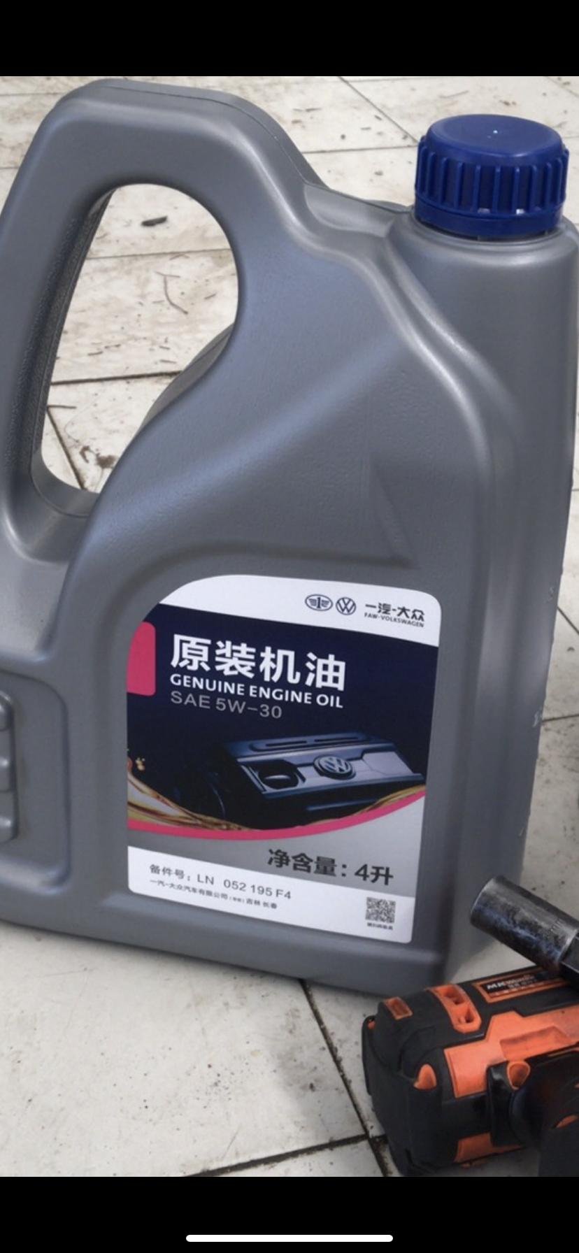 问下大神们，高尔夫嘉旅1.4t高功率2019款到底用什么型号的机油呢，查了下4s店给我用的是5w-30，途虎养车推荐用5