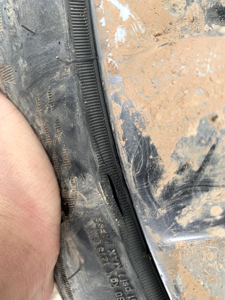 马自达3 昂克赛拉 昂克赛拉1-9号提车  1000公里 普利司通真厉害  二手都不如