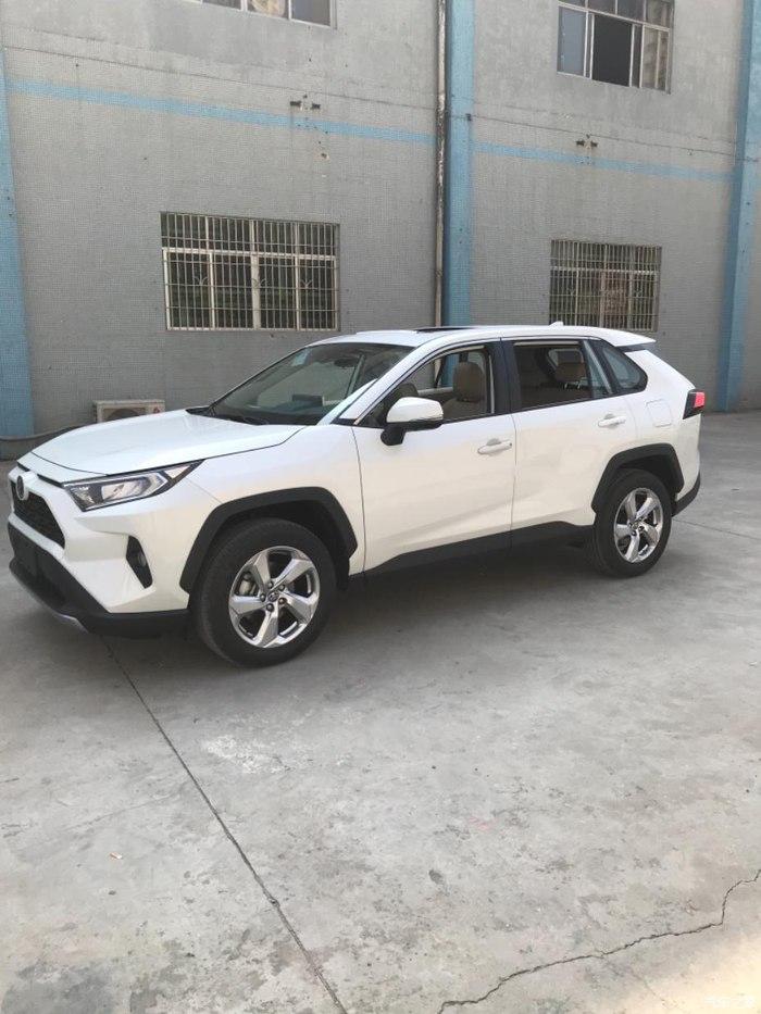 丰田RAV4荣放 朋友们，据说很多地方荣放优惠达到12000了，有这么多吗，本人浙江三线小城市， 合适的话准备下手