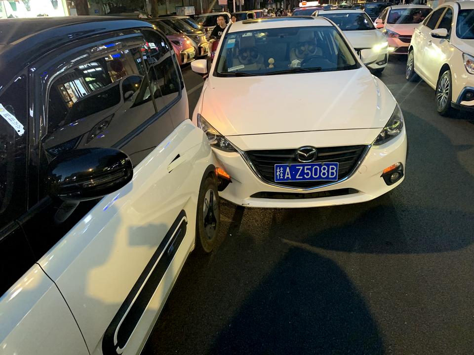 马自达3 昂克赛拉 像这种情况怎么办