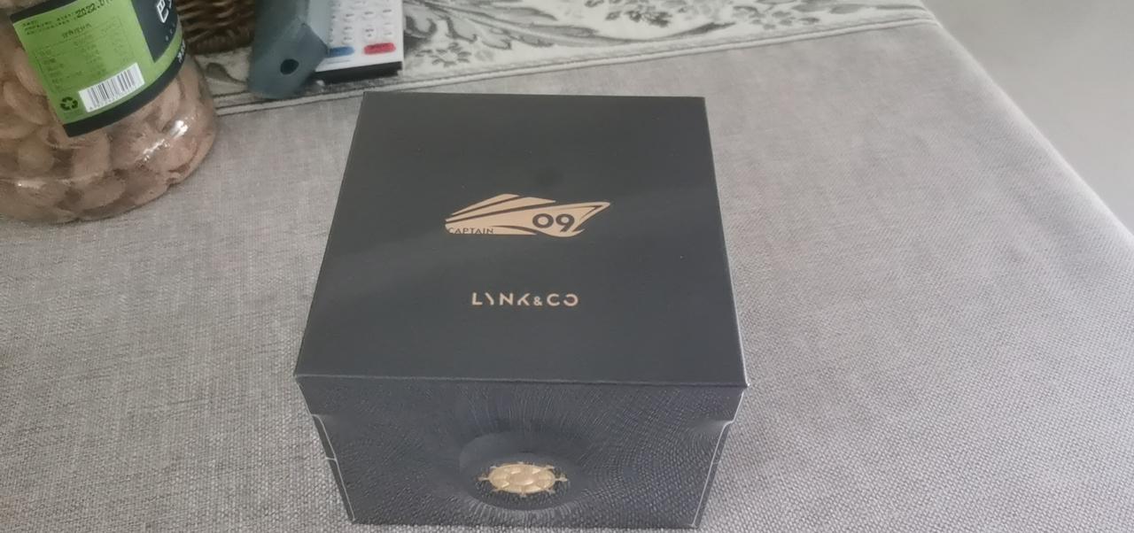 领克09 大家今天领到手表的有没有跟我一样碰到这个问题，怎么授权都失败，我已经试了一天了，卸载再重新安装还是一样的问题，