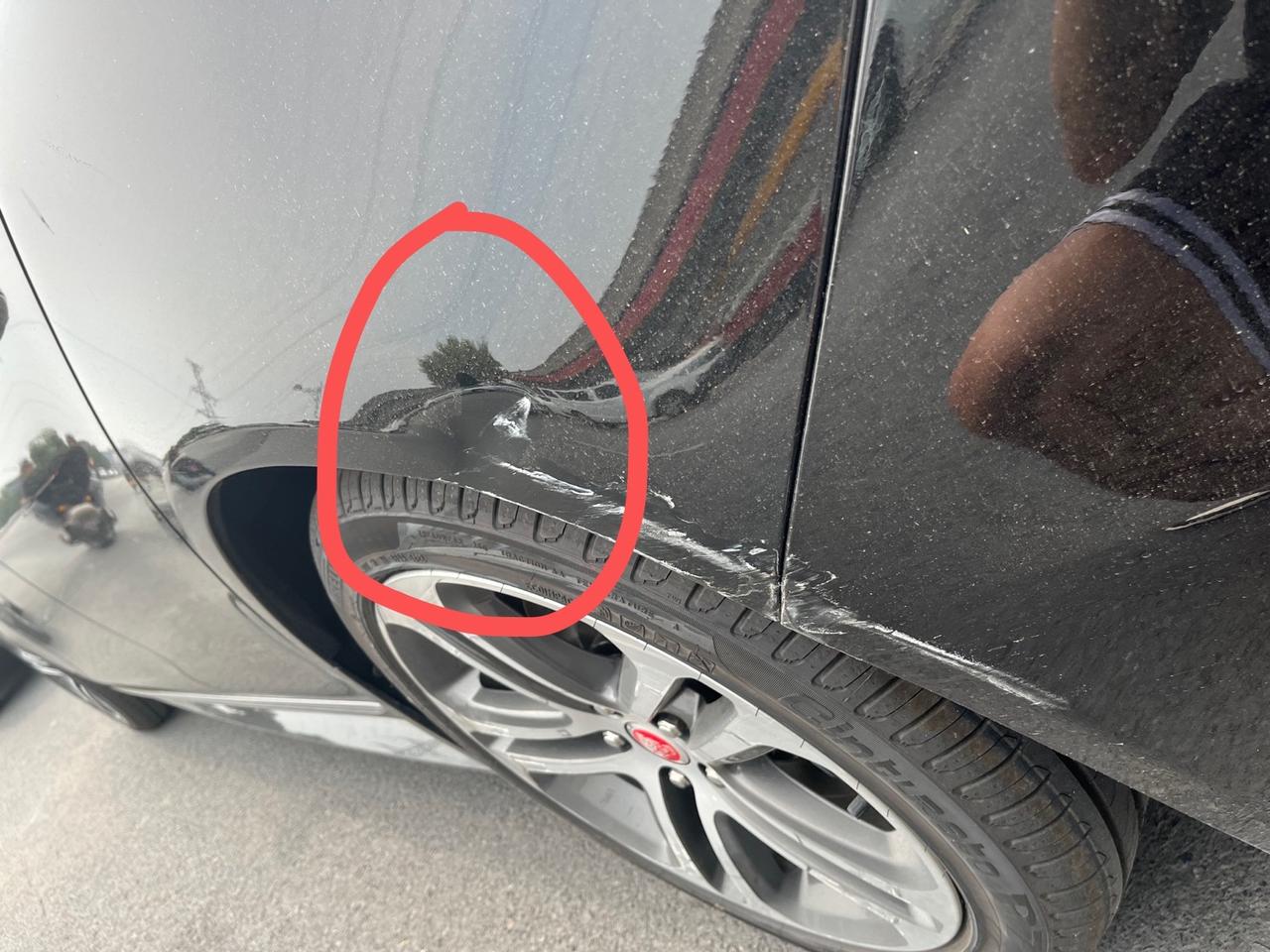 捷豹XEL 新车剐蹭了，问一下后翼子板是铝的嘛？修理厂修复大概要多少钱