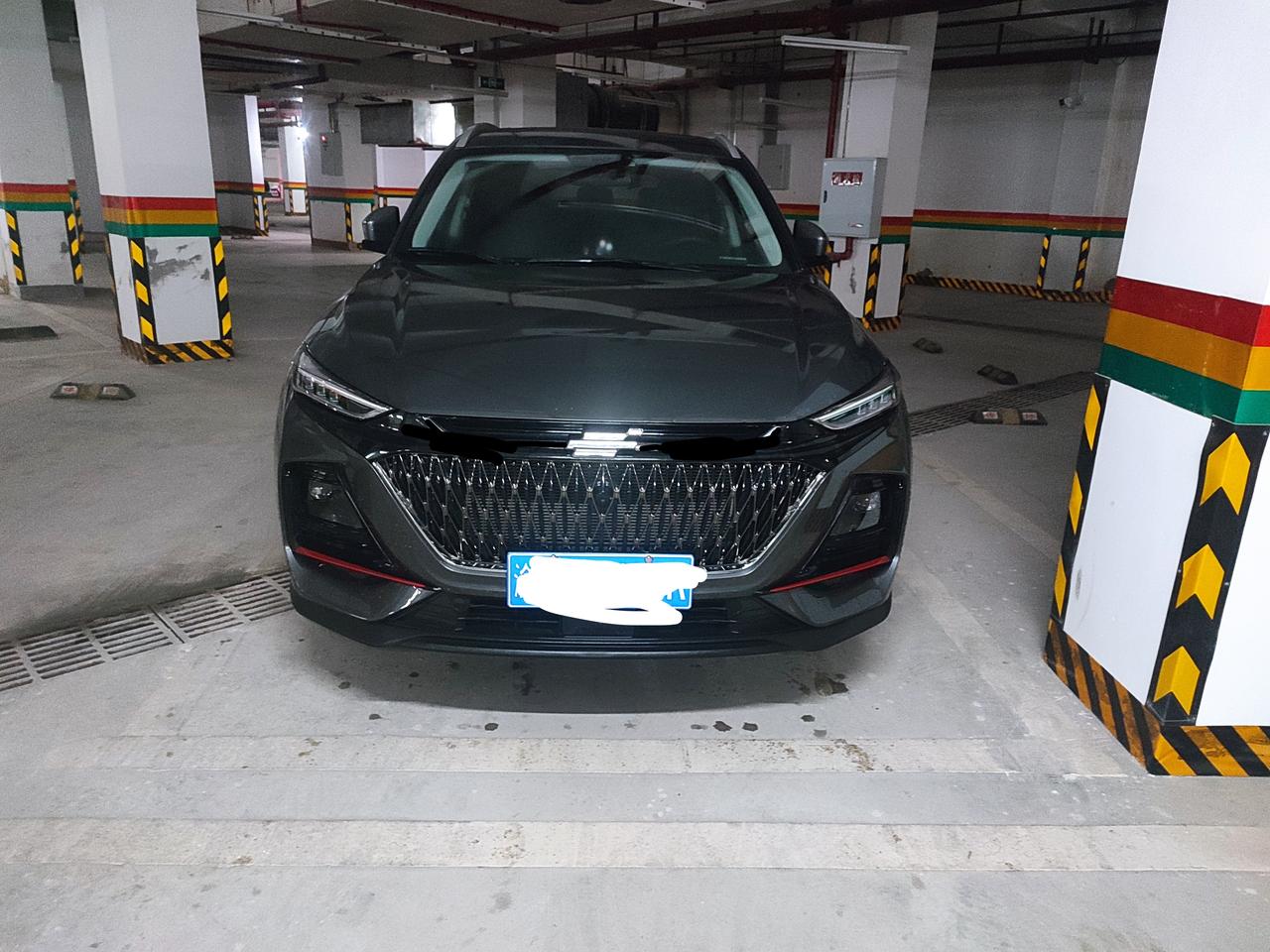 长安欧尚X7 PLUS 这车不行，早上冷车慢速行驶踩刹车咔咔响，声音非常大大，路人听到尴尬得能扣出三室一厅