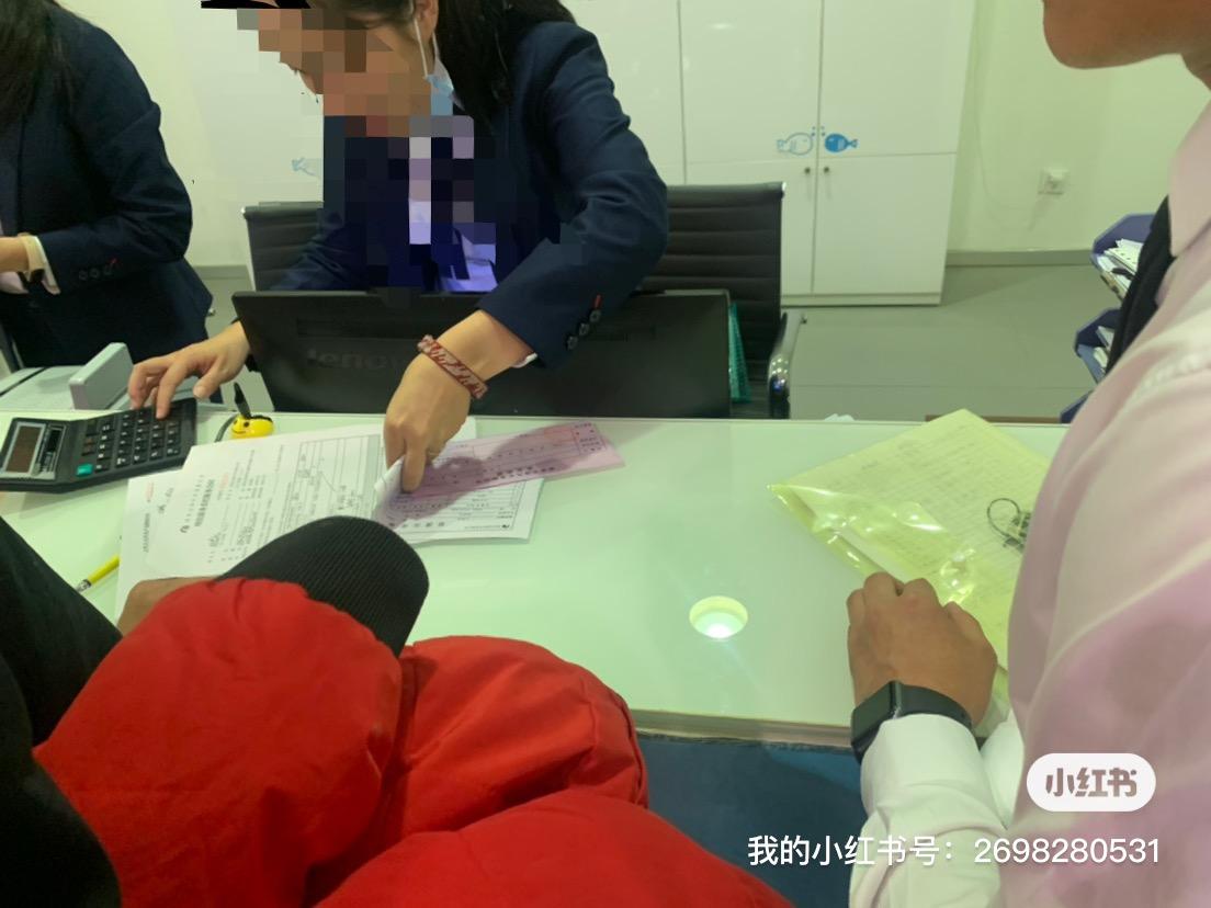 23款朗逸五百万比我去年1.5舒适多了好几个配置