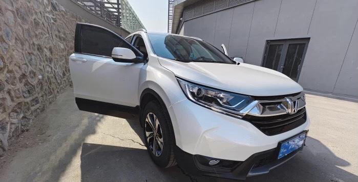 本田CR-V 23款的前排是双层隔音玻璃，可以换到21款上吗，有没有大神