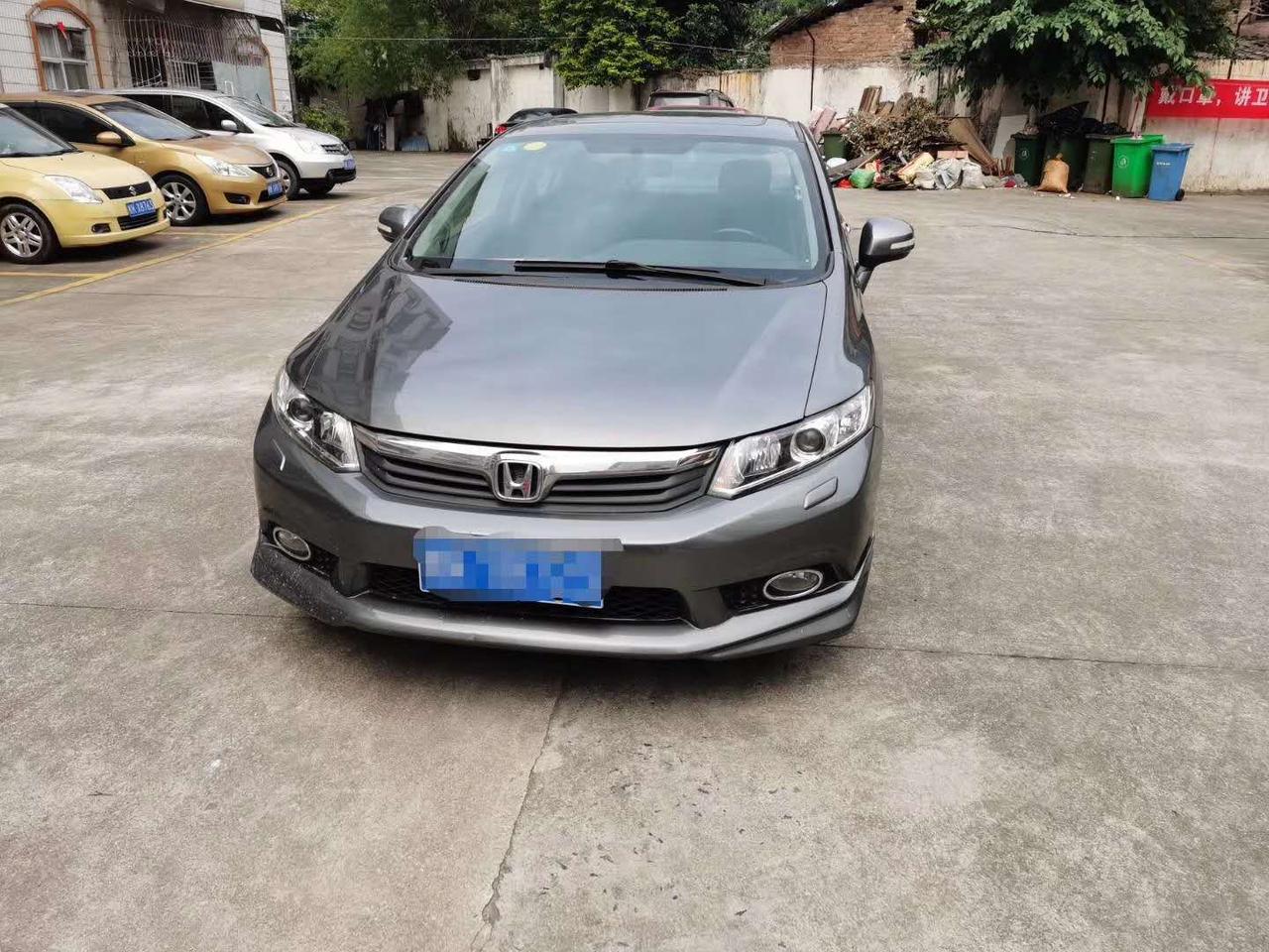 各位车友请问12年的9代思域值多少钱，车况没问题，女士上下班用车。