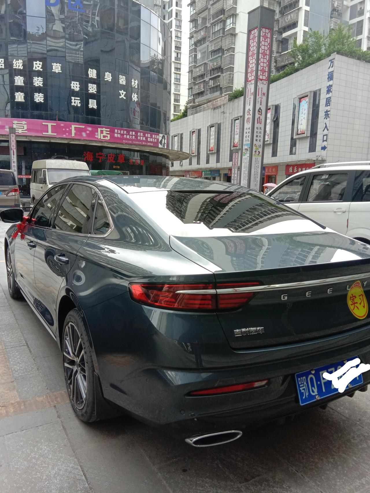 吉利星瑞 现在的车跑长途停下以后还需要怠速让风扇转一会儿给发动机吹风冷却吗？？有好几次我看见有一个朋友停车之后没有立马熄