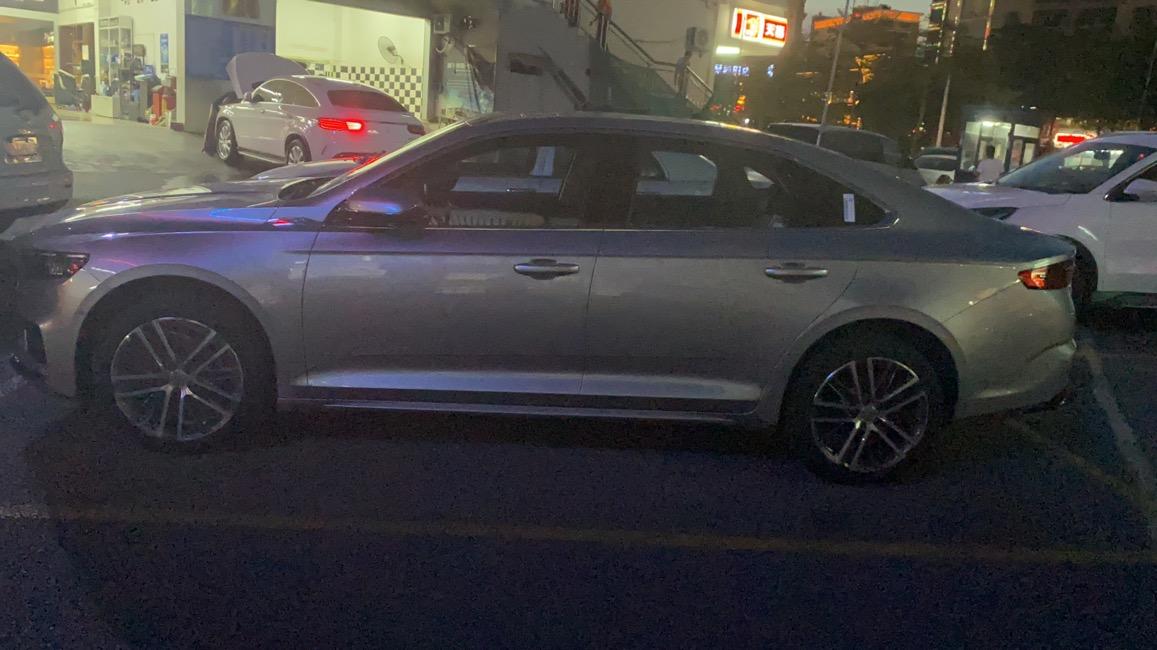 吉利星瑞 话说现在订车都不需要购车合同的吗？只需要订车合同就行了？