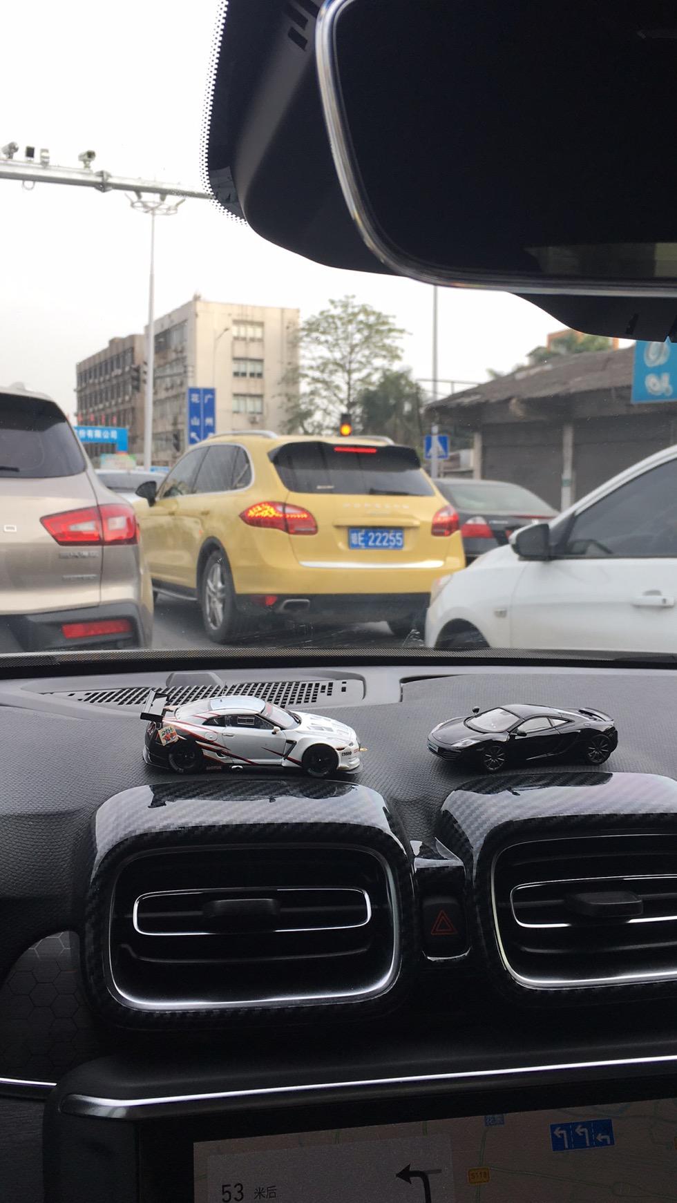 领克03 各位大佬！ 03劲p， 一般都是自己开车，坐了后排才知道低音多爽，前排这低音不行啊，有没有办法改善啊，加个低音