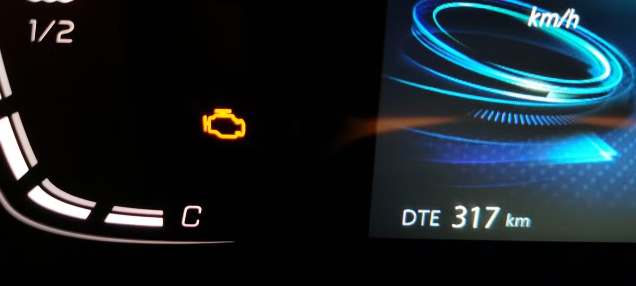 长安CS75 PLUS 新车75P，刚跑1631公里，发动机故障灯亮了动力 ，怎么办？