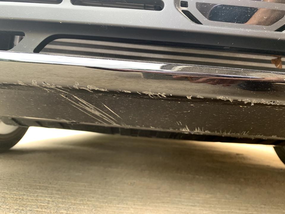 领克03 提车第二天就把前唇刮了 真有我的 还有就是iphone用数据线链接车机为啥子还要开蓝牙才能连得上而且让燕飞利仕