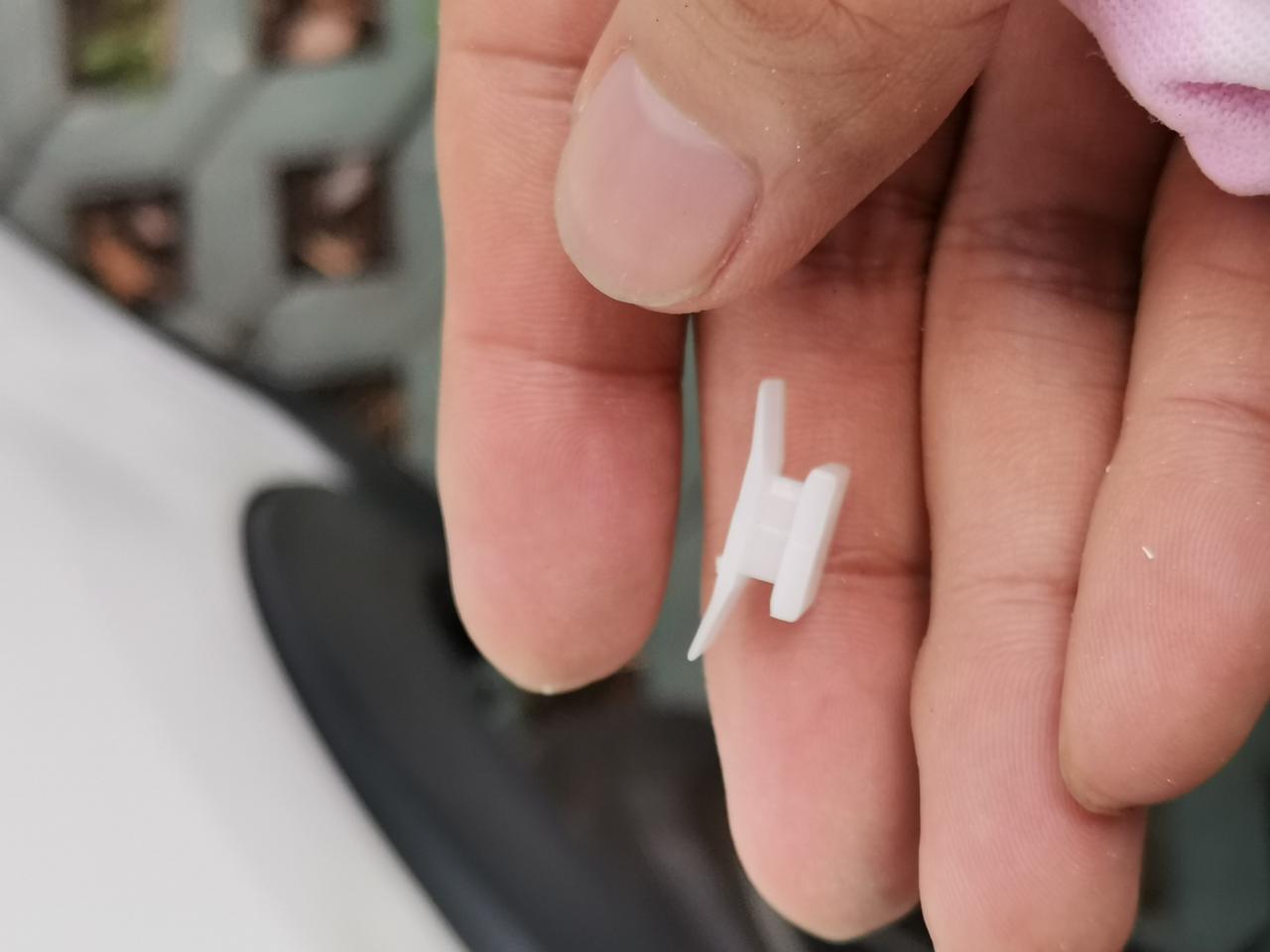 缤智新车第一年。进出立体停车位时剐蹭到了。右后门凹了点，右后轮眉的卡破扣掉了，轮眉被我又按进去了。请教大家，有没有必要修