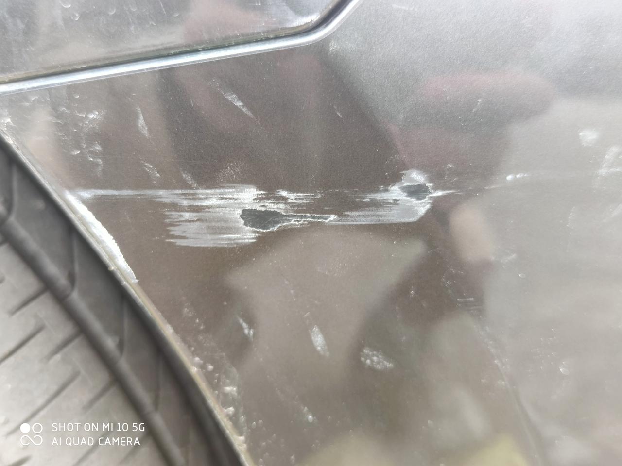马自达3 昂克赛拉 保险杠位置掉了一点油漆，大家都是怎么处理的啊