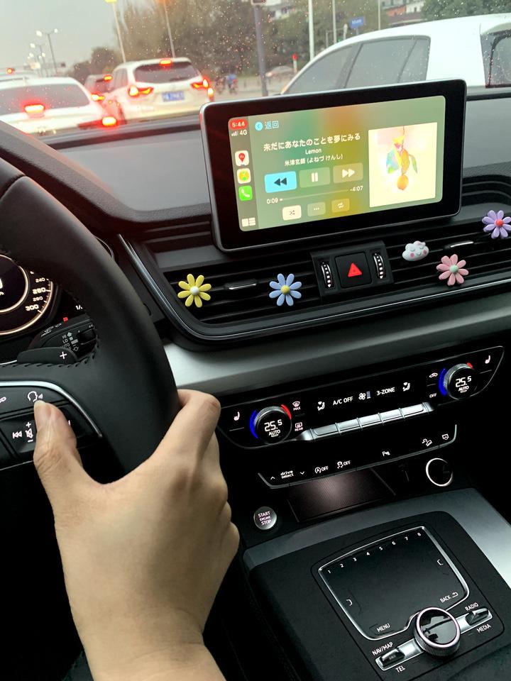 奥迪Q5L 我的手机下载了百度CarLife+，为什么连接不上呢？大神们知道怎么回事吗？我的是20款Q5l。我是想弄成图