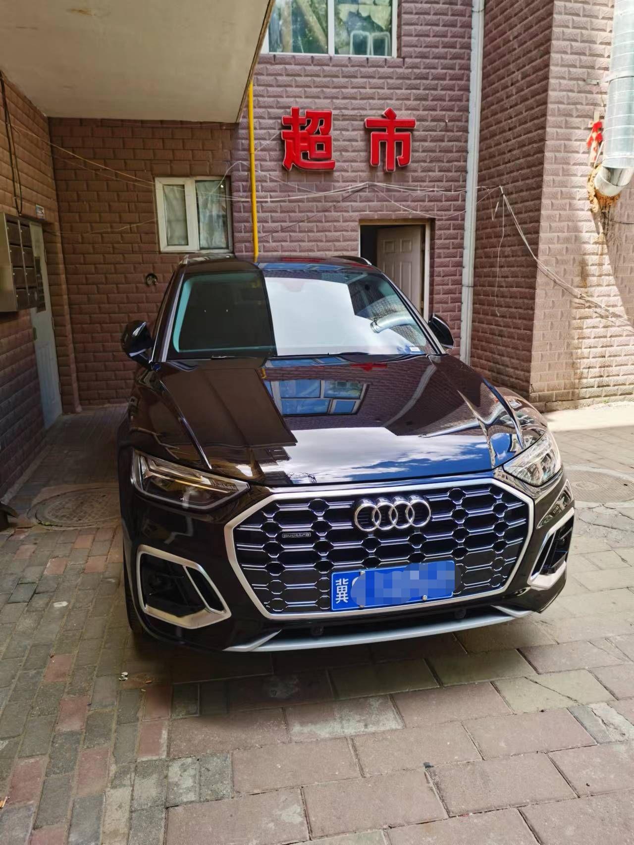 奥迪Q5L 朋友们问一下，我买的是黑色的q5，需要贴车衣吗，这个东西管多大的用呀？