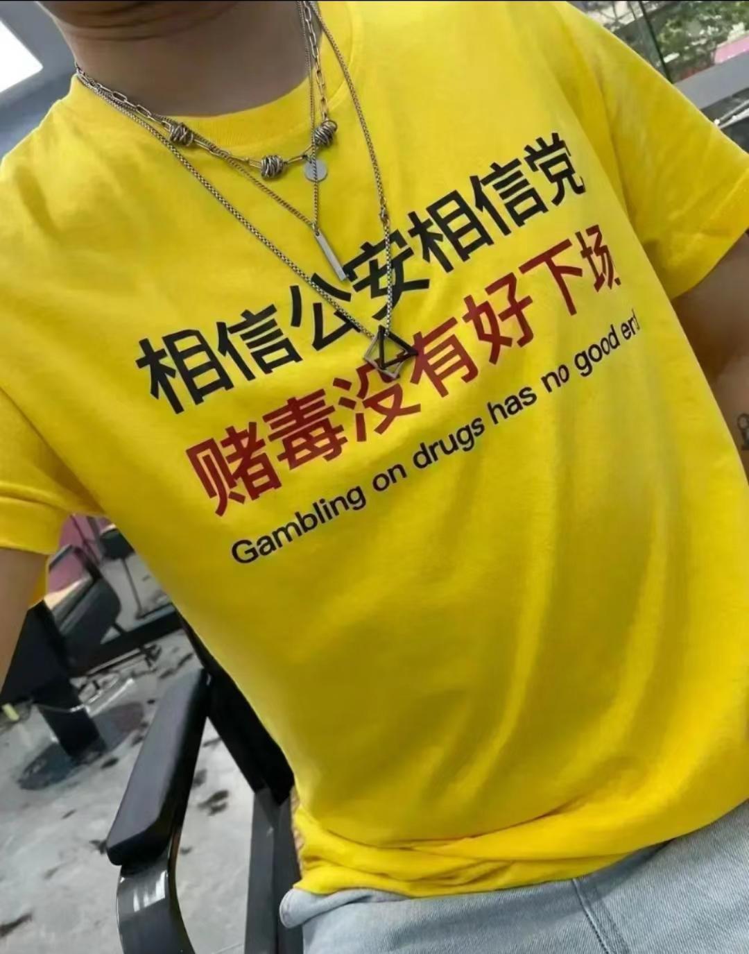 奔驰A级 月薪5/6k左右……付个首付，分期慢慢还……就怕这车真的是养不起，好喜欢这个内饰啊过来的大哥哥大姐姐们给点建议