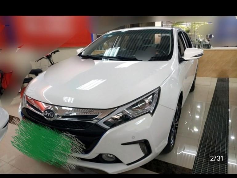 我现在开的是混动DM秦 2015款 1.5T 双冠旗舰Plus版，整体来说感觉还可以，电量充足时候，开起来很顺畅，不过就