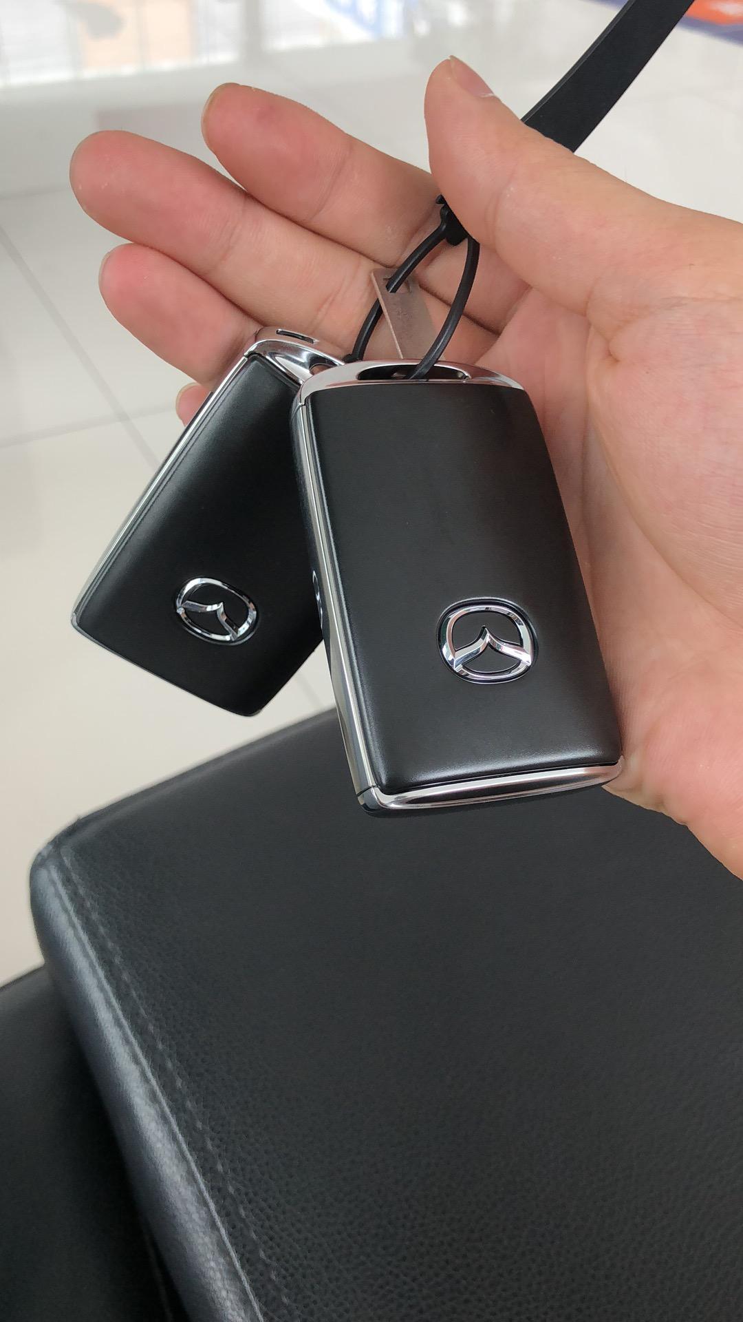 马自达3 昂克赛拉 马自达昂克3有必要装个坐垫吗？单片那种，不影响气囊