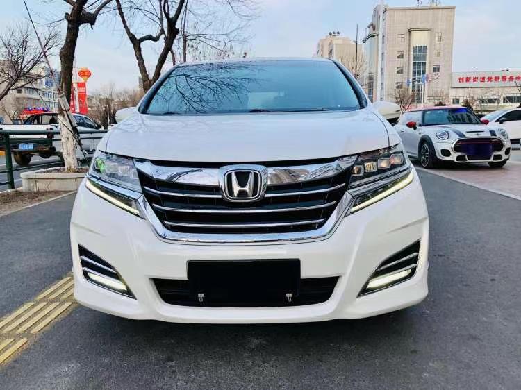 你好，我想问一下，车友们想求购一台二手艾力绅，买纯油的，还是油电混动，不是差油耗大，性能之类的，那款更能好一些，在东北辽
