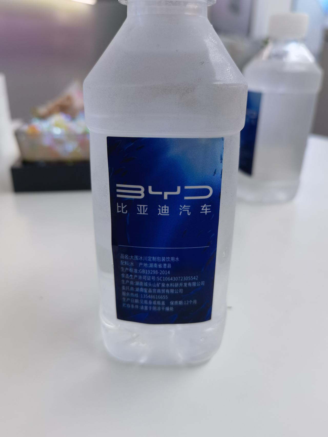 海豚骑士版，为什么5个月还没货？3月初下订，到现在还没车，店员承诺了一月又一月，完全没有可信度了。现在颜色都没得选，只能