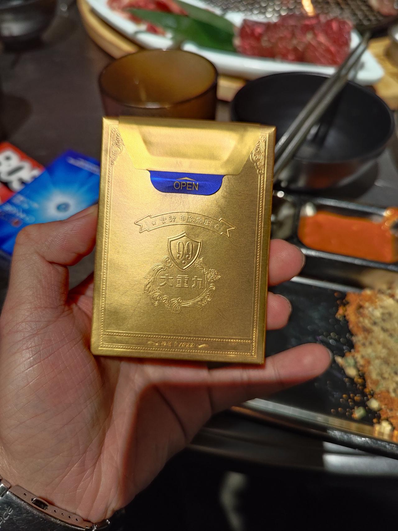 奔驰A级 各位等车等了多久呢？订车时4s告知上个月8号产的车，说的月初可以提，现在4s告知还在运输中，，，想问下正常时间