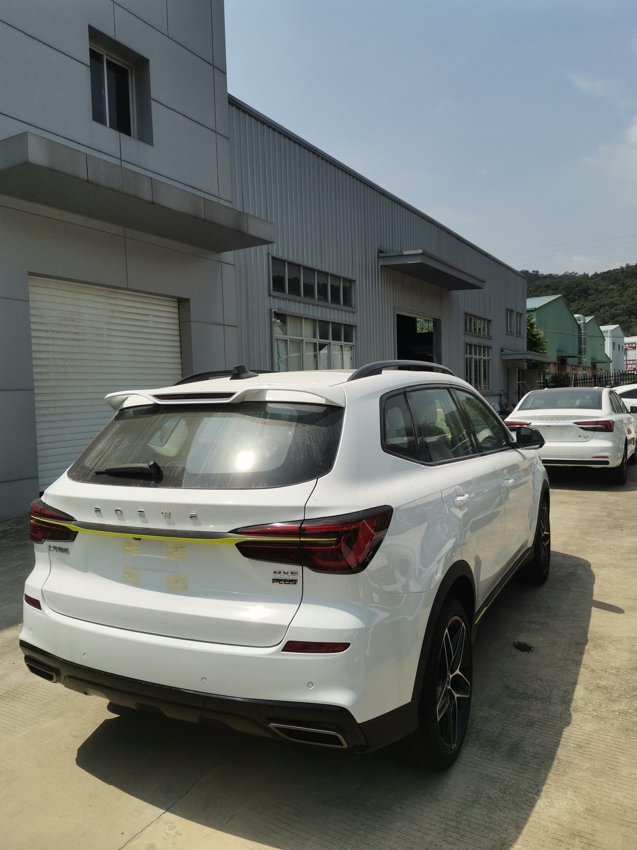 荣威RX5 哪有兄弟有福建的车友群，帮忙拉下，车牌今日已选，本周五前提车