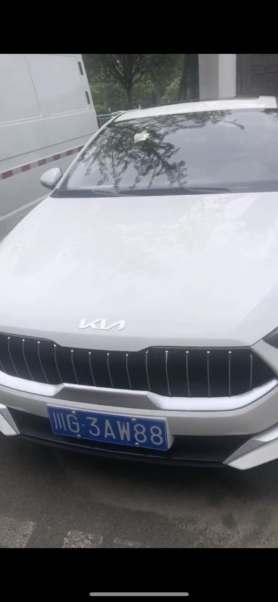 起亚K3 有一起讨论Ｋ3的车友吗，一起分享用车，分享使用问题，私我
