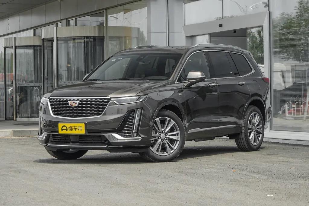 凯迪拉克XT6 刚在4s店谈的XT6  6座四驱豪华版14喇叭这个，443500，外加2000块贷款费用，请圈内各位大佬