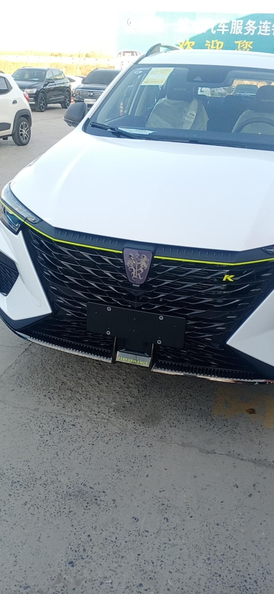 荣威RX5 刚刚买的一个月车800公里就搞了100个油合理吗？