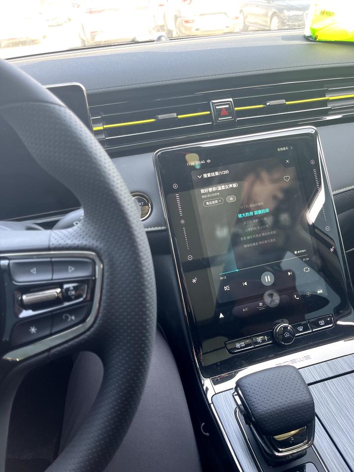 荣威RX5 这个可以连接CarPlay吗或者买个CarPlay盒子吗