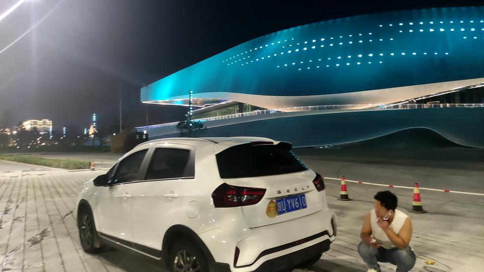 奇瑞瑞虎3x 我高速上开到120，方向盘打死有异响怎么办？才提车几个月，早知道买3X好了