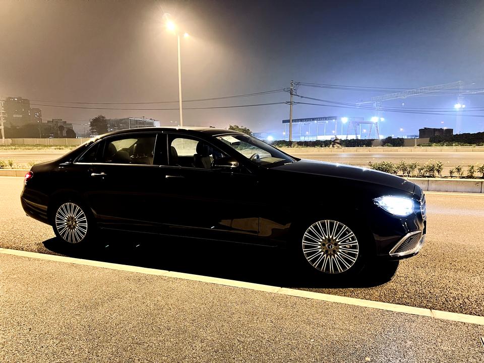 奔驰E级 Mercedes me 一直用不了的进21年12月底买的车，e300豪华 买完车后让4s店销售给我弄这个 me