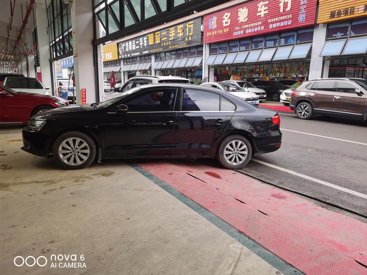 朋友们，现在购买14款速腾1.6手动的二手车，大概什么价位