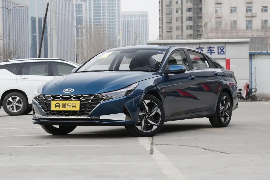 家人们 最终价格是10万9176元落地 贷款利息7124元 ?‍? 1.5t精装型伊兰特