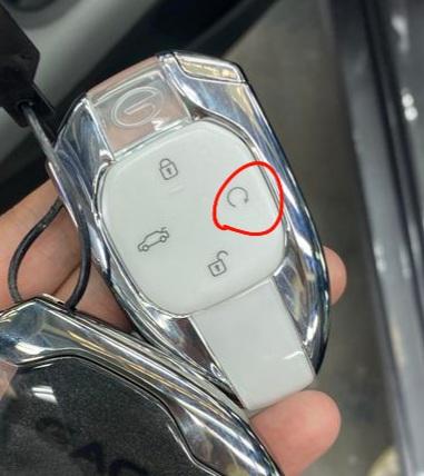 广汽传祺影豹 钥匙怎么远程启动？长按那个圈圈没反应？