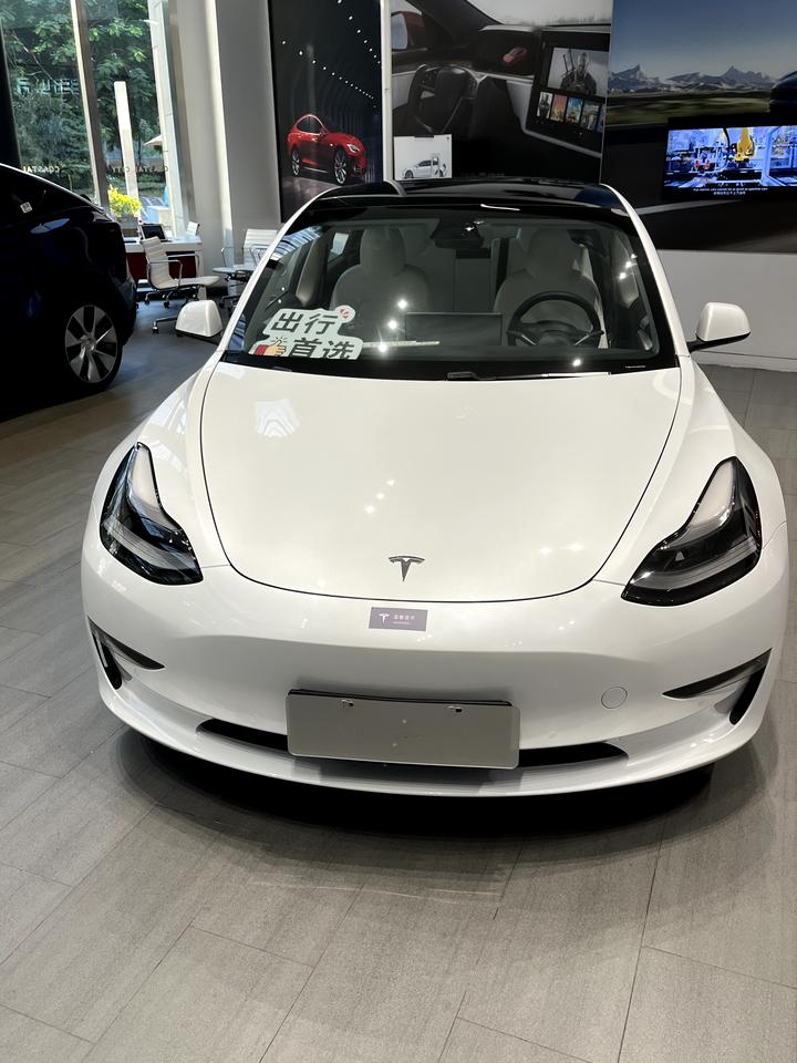 特斯拉Model 3 各位毛豆三车主，我现在定车了，预计明年3月份交车， 然后明年1月份比如降价了 我这个车以什么价格为