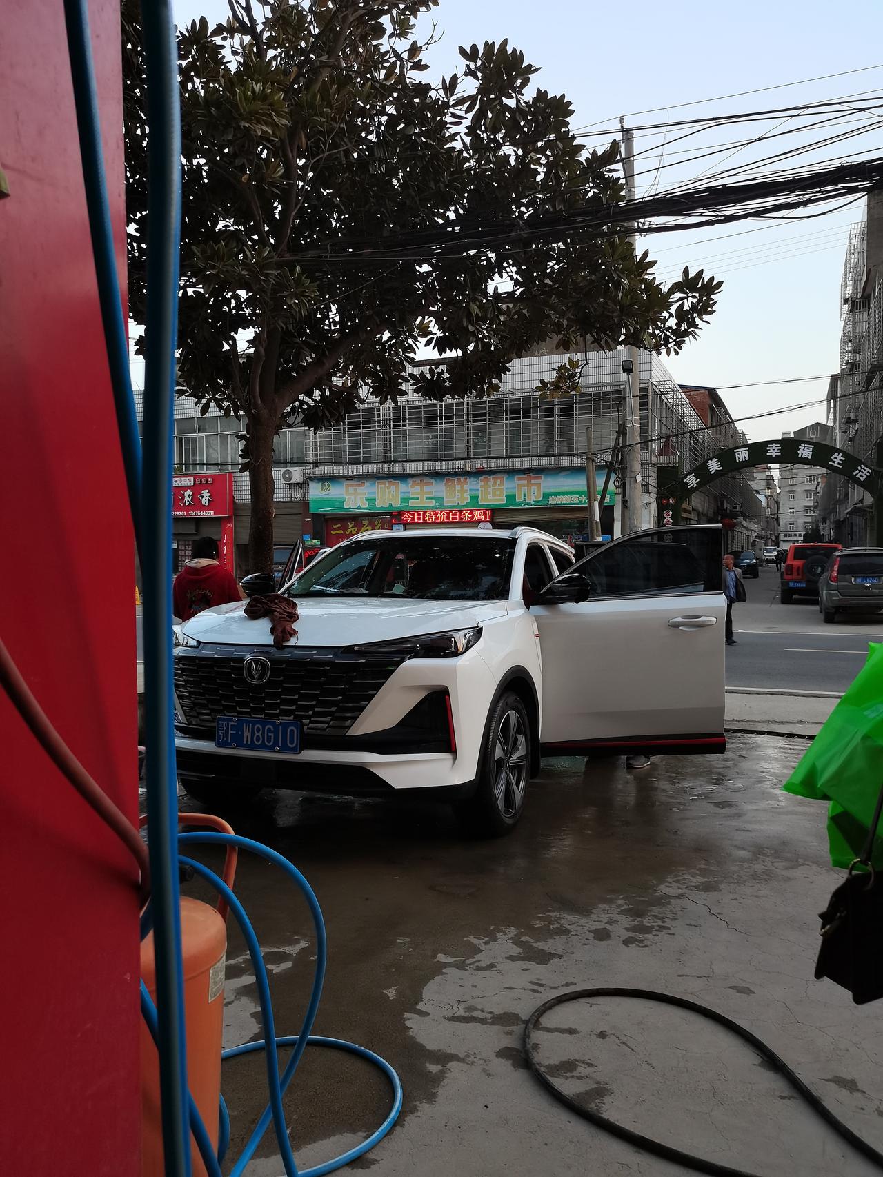 长安CS55 PLUS 两个问题在线等1.油门共振你们的车解决了没有？2.原车内存卡出现这样的情况你们是怎么解决的？