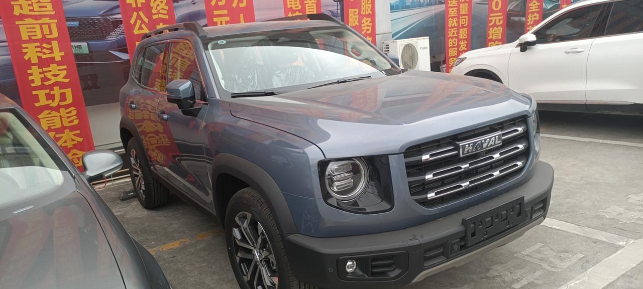 哈弗大狗 提完车4S店要给到手里的证件有哪些?提车后销售就给了俩把车钥匙。