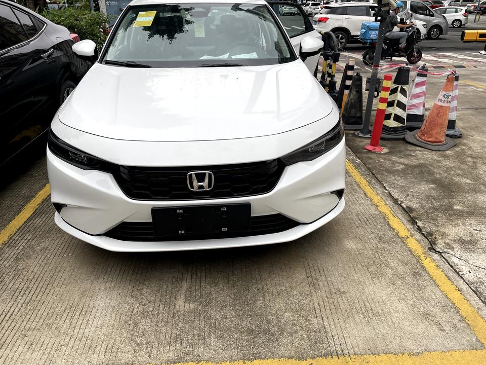 本田型格 新车有必要贴车衣？或者镀晶，之类的吗？怎样才能防止树上的虫子拉屎尿到漆面？各位大神。。