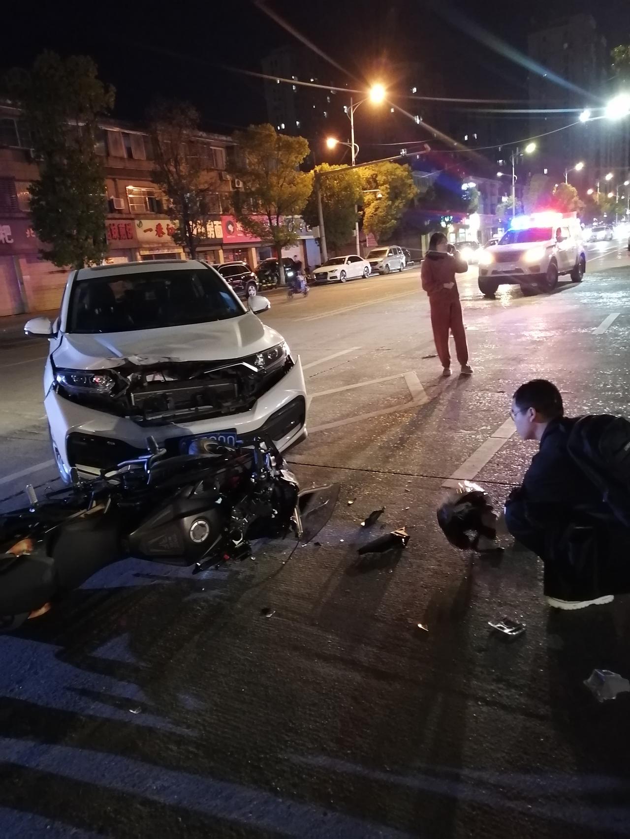 本田XR-V 我3月9日，出了交通事故，请问哪里修便宜？江西省九江市