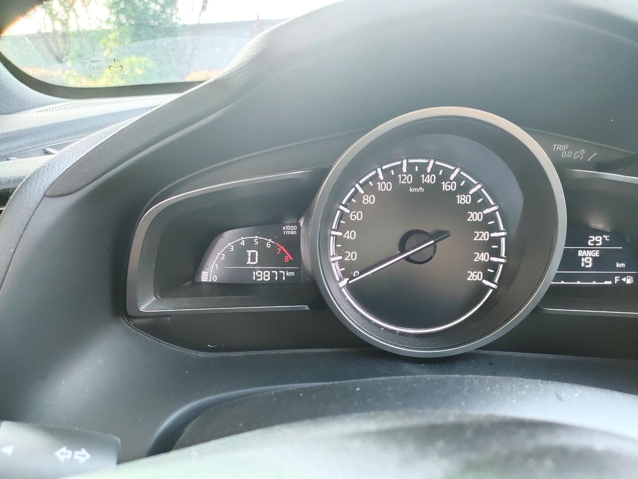 马自达CX-4 cx-4的朋友们你们加油加满能加多少升油，45的油怎么加33就满了配上加之前的照片表显只能跑19公里了