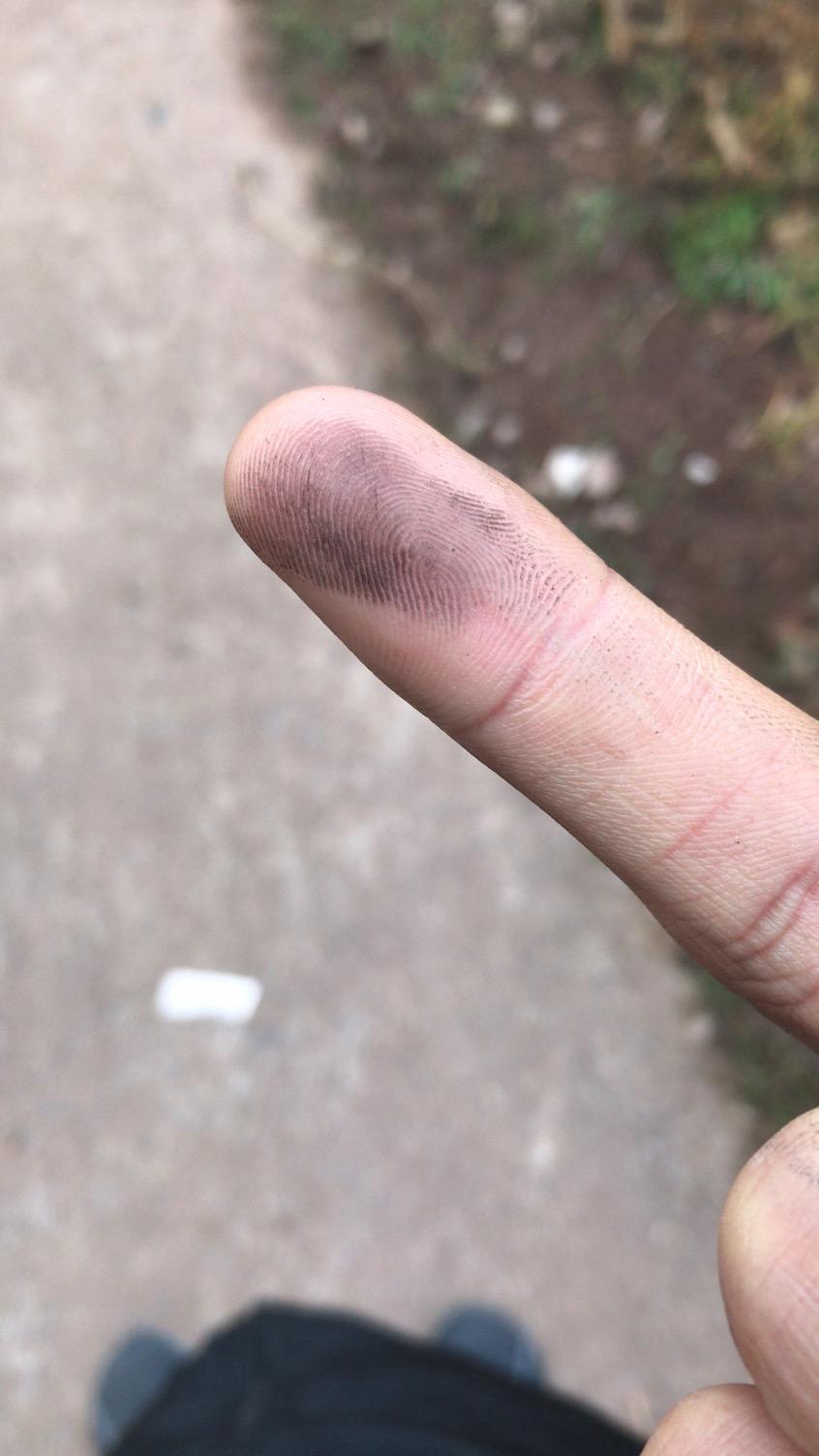 长安CS55 PLUS 新车才3千公里不到排气管里面就发黑什么原因？