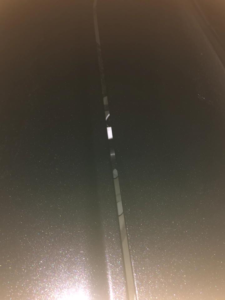 各位车友大佬，你们型格前盖的缝大吗？我的缝好大，