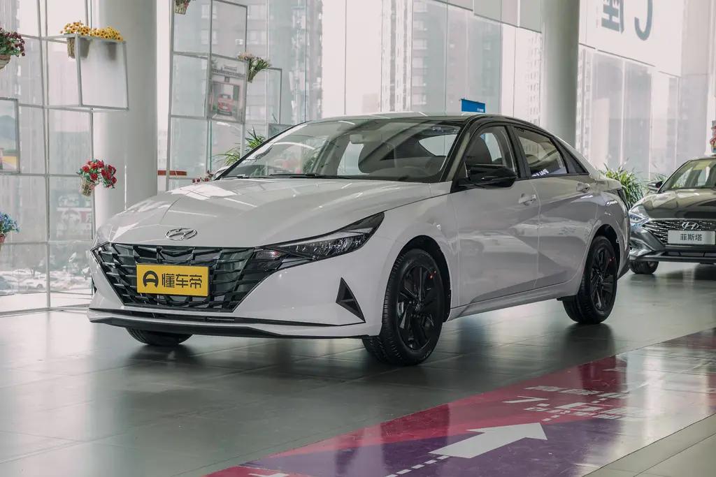 目前现代悦动开3年了,最不满意就是悬挂和减震,开烂路就像开拖拉机,想换伊兰特,一看后悬,也是非独立悬挂,各位车主,请问一 目前现代悦动开3年了,最不满意就是悬挂和减震,开烂路就像开拖拉机,想换伊兰特,一看后悬,也是非独立悬挂,各位车主,请问一