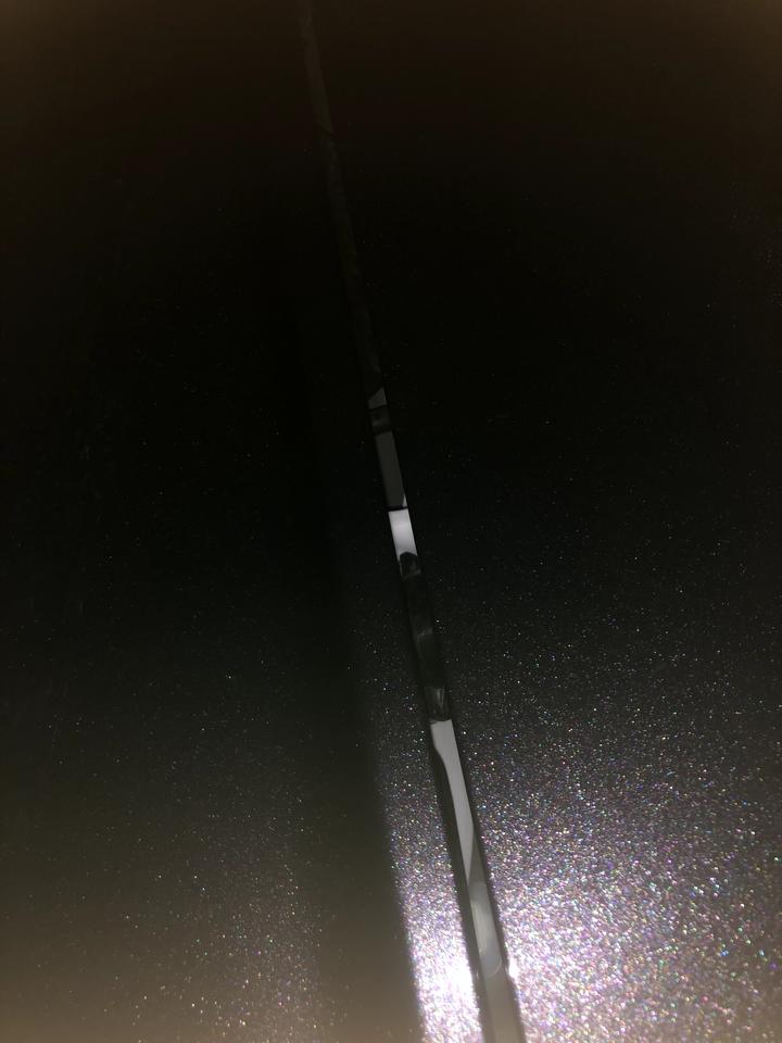 各位车友大佬，你们型格前盖的缝大吗？我的缝好大，
