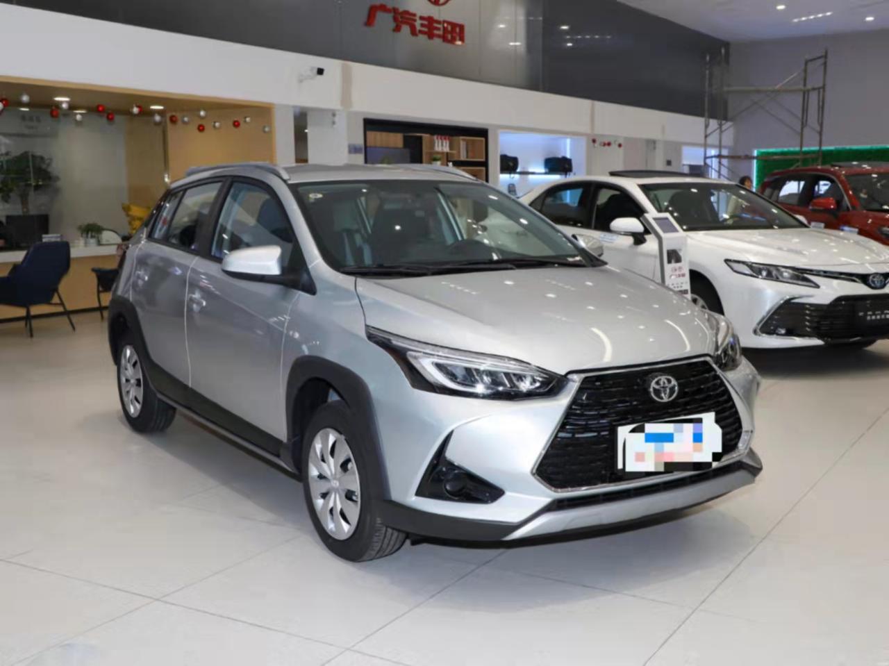 丰田YARiS L 致炫 12月26日定的车，一般多久能到，期待啊，大家都是多久拿到车的，4s店说已经订上了下个月到，具